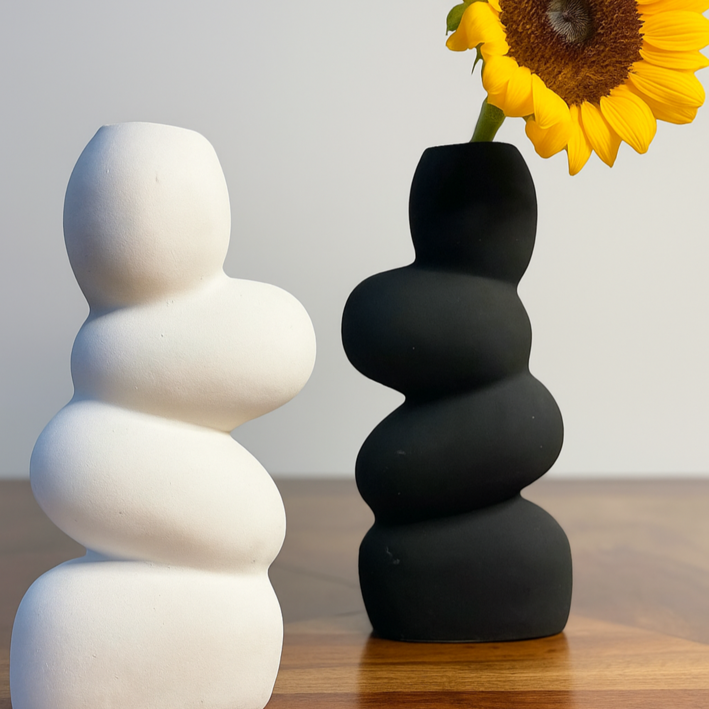 Pebblo Vases (Set of 2)