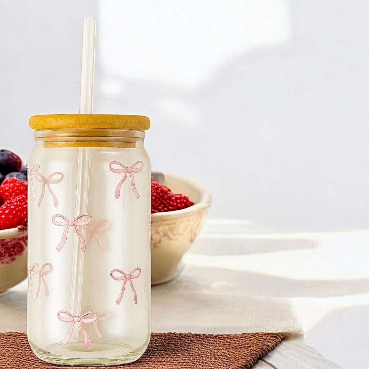 Bow Tumbler With Lid