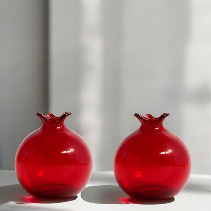 Anaar Vase
